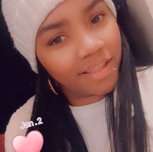 Meet your Posher, Zuly